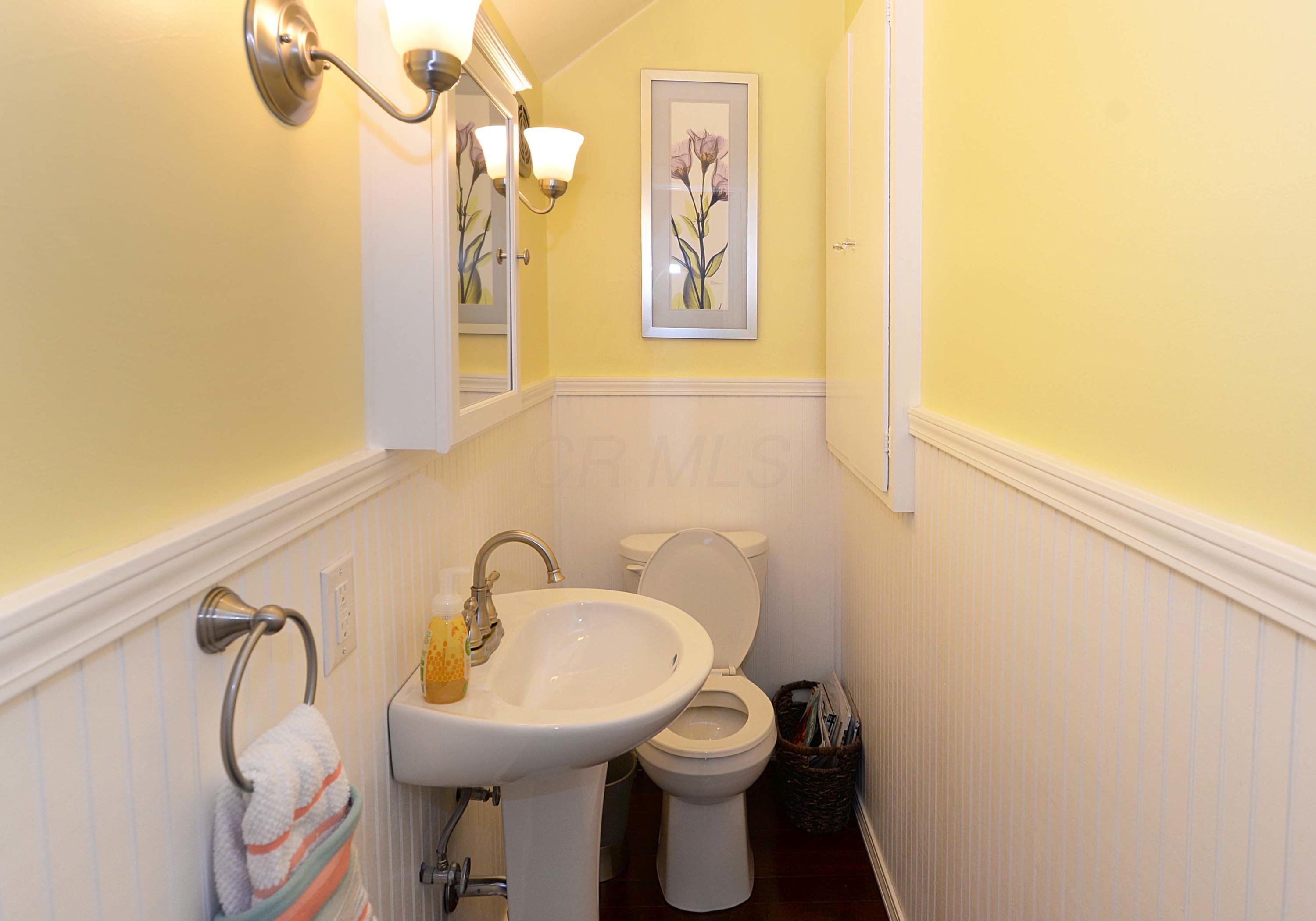 185 Brevoort Road Columbus, OH 43214 - Photo 35 of 49 Gallery Image 35