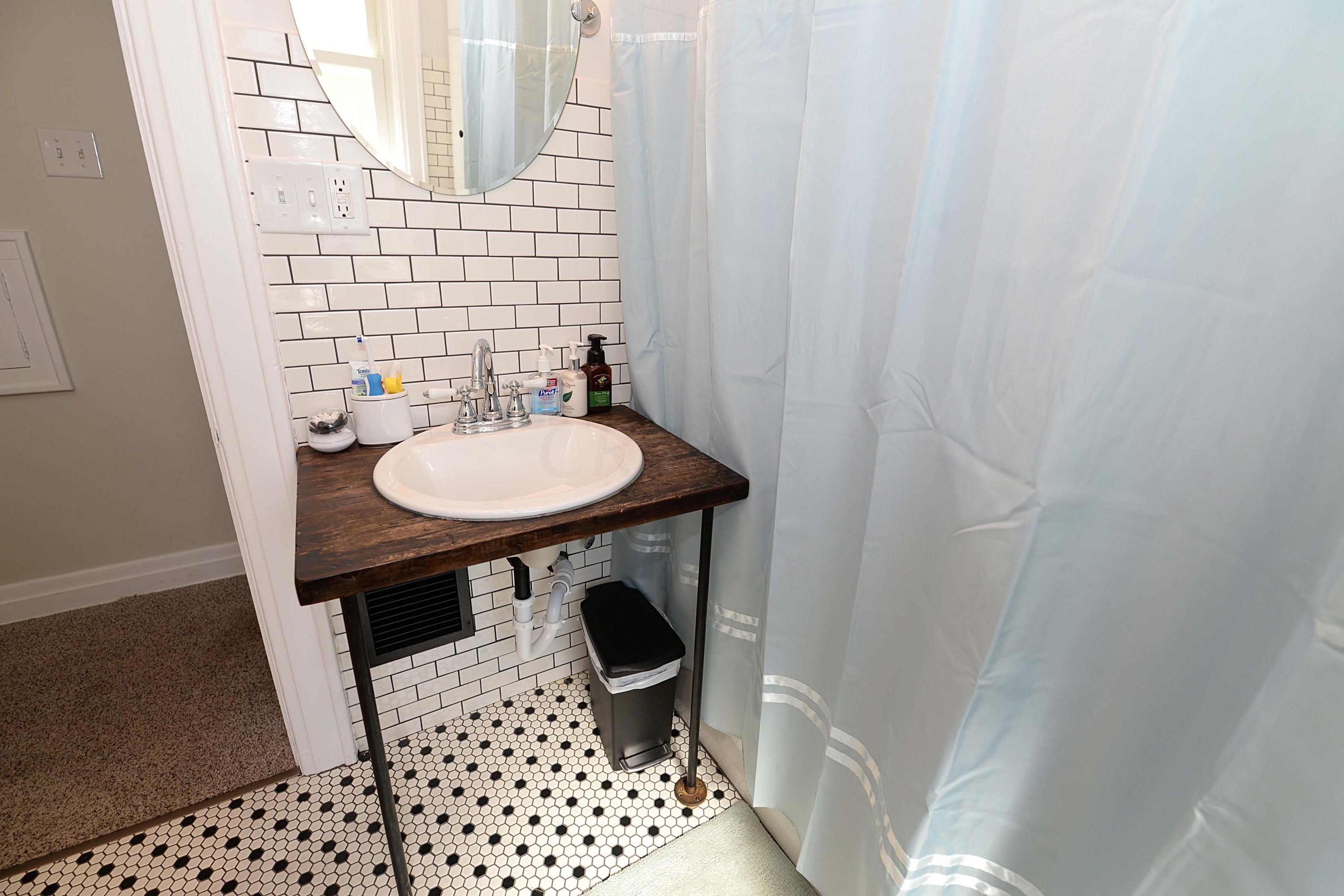 185 Brevoort Road Columbus, OH 43214 - Photo 44 of 49 Gallery Image 44