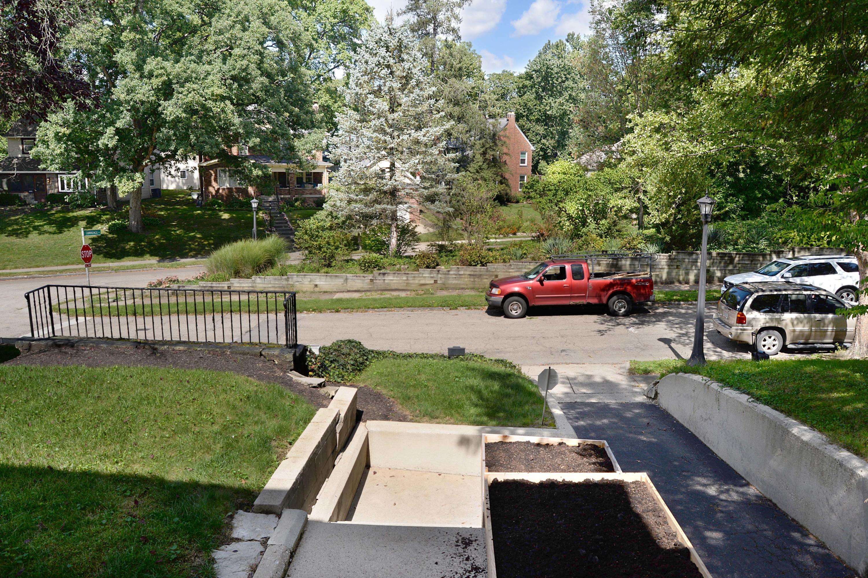 185 Brevoort Road Columbus, OH 43214 - Photo 47 of 49 Gallery Image 47
