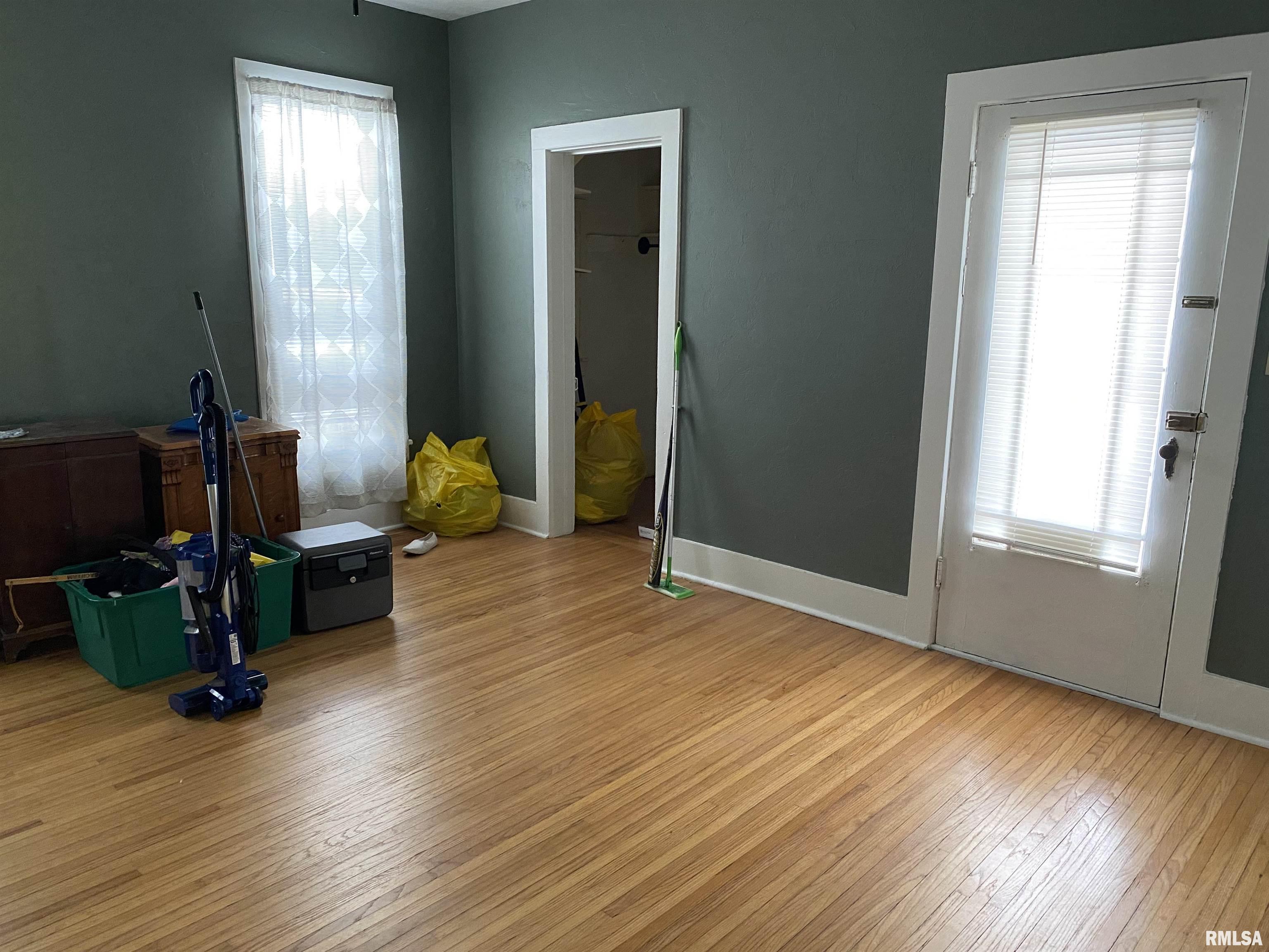 312 North 2nd Avenue Canton, IL 61520 - Photo 25 of 37