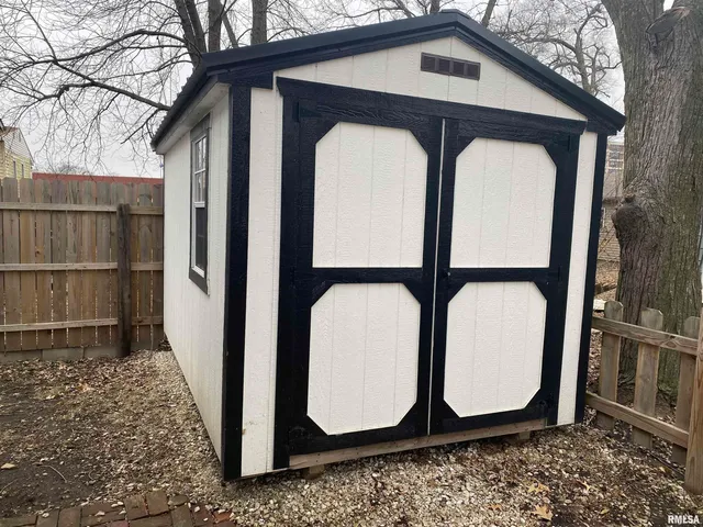 $135,000 | 312 North 2nd Avenue, Canton, IL 61520