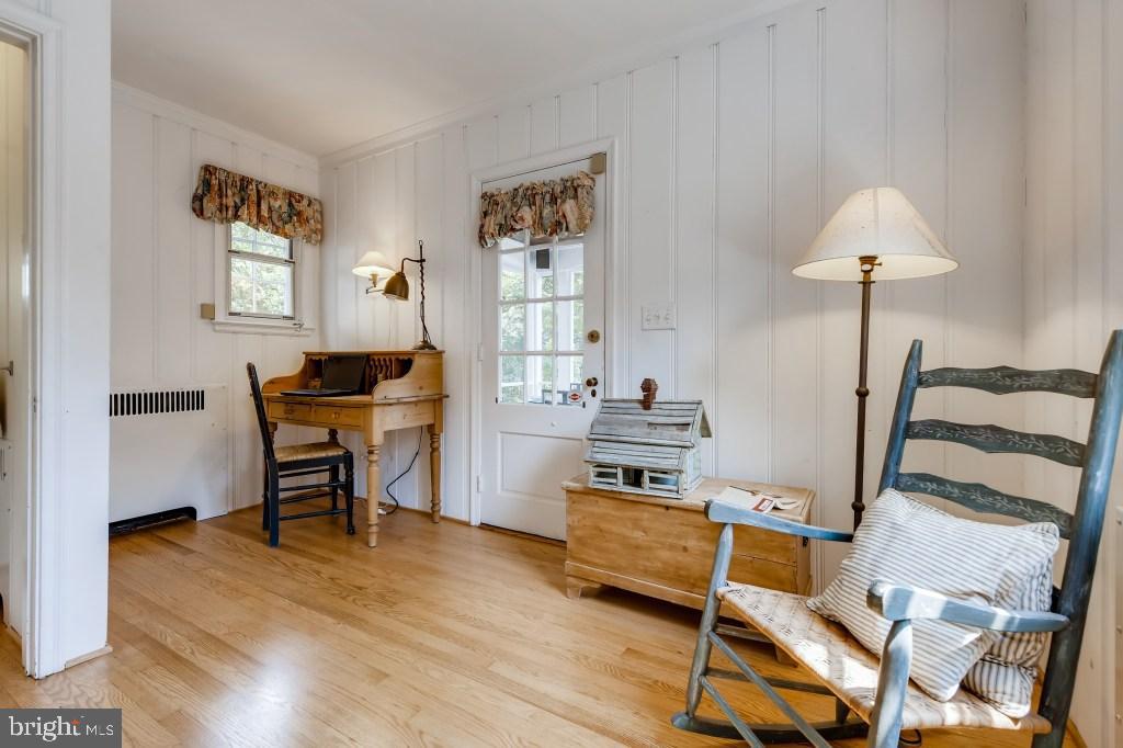 4409 Sedgwick Road Baltimore, MD 21210 - Photo 18 of 22 Den (Main Floor)