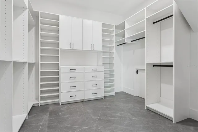 a view of entrance front of the house