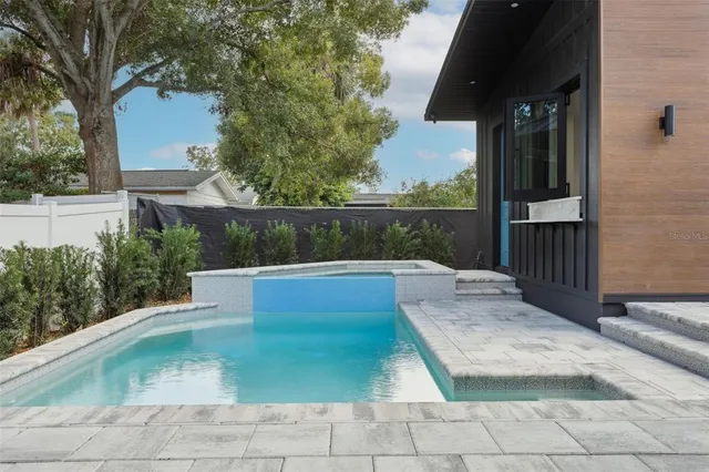 $1,800,000 | 708 West Kentucky Avenue, Tampa, FL 33603