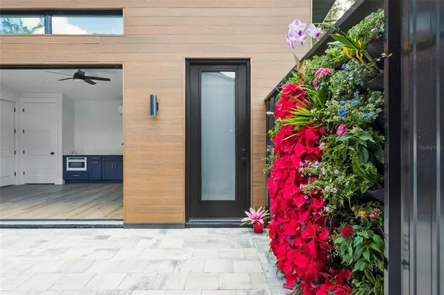 $1,800,000 | 708 West Kentucky Avenue, Tampa, FL 33603