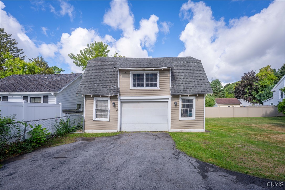 303 French Road Utica, NY 13502 - Photo 8 of 50