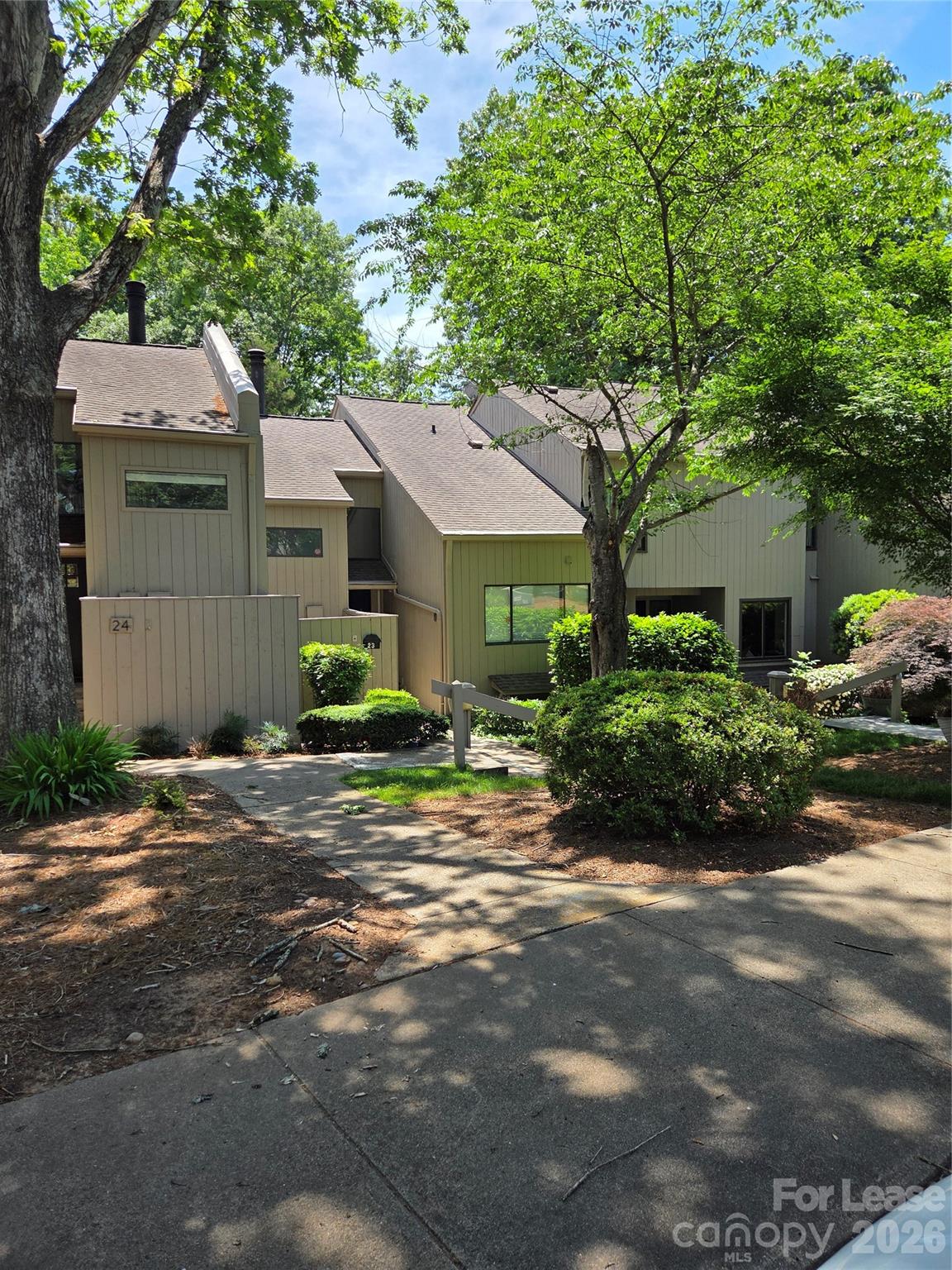 23 Longbow Court Clover, SC 29710 - Photo 2 of 32