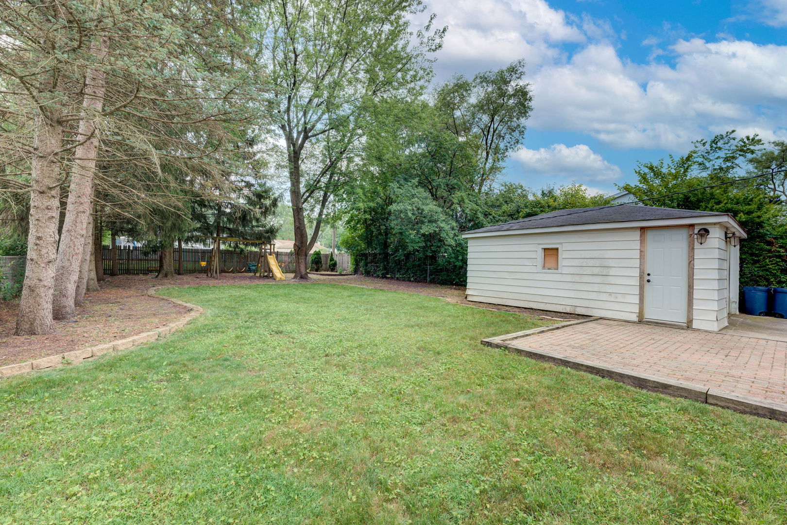205 Albert Terrace Wheeling, IL 60090 - Photo 22 of 24
