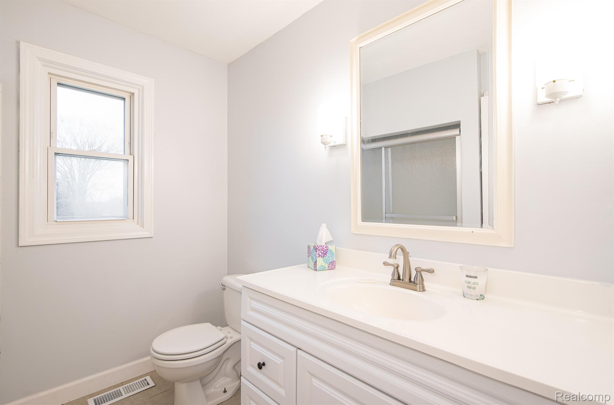 5170 Gleason Road Emmett, MI 48022 - Photo 14 of 25 Gallery Image 14