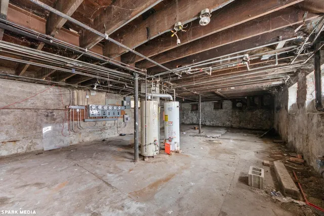 $299,000 | 4800 South Wood Street, Chicago, IL 60609