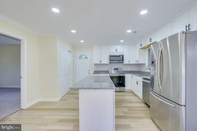 $375,000 | 9708 Martinsburg Road, Hedgesville, WV 25427