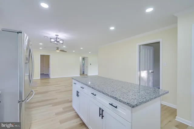 $375,000 | 9708 Martinsburg Road, Hedgesville, WV 25427