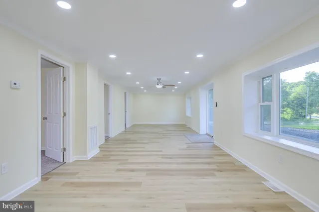 $375,000 | 9708 Martinsburg Road, Hedgesville, WV 25427