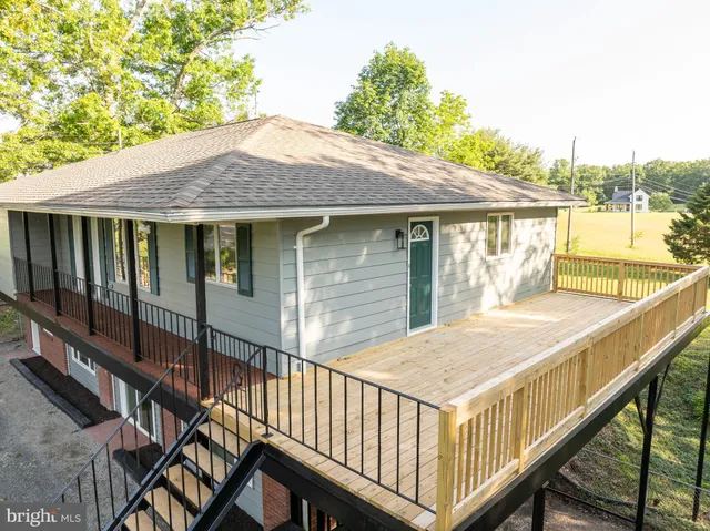 $375,000 | 9708 Martinsburg Road, Hedgesville, WV 25427