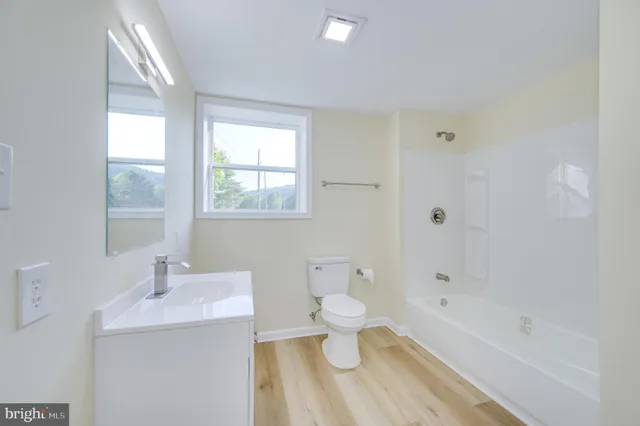 $375,000 | 9708 Martinsburg Road, Hedgesville, WV 25427