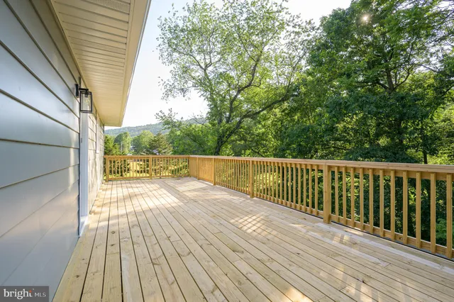$375,000 | 9708 Martinsburg Road, Hedgesville, WV 25427