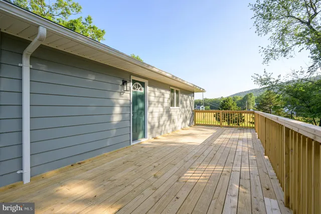 $375,000 | 9708 Martinsburg Road, Hedgesville, WV 25427