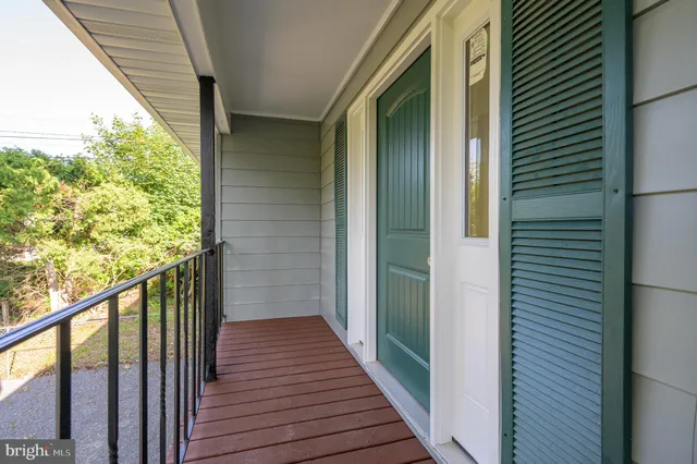 $375,000 | 9708 Martinsburg Road, Hedgesville, WV 25427