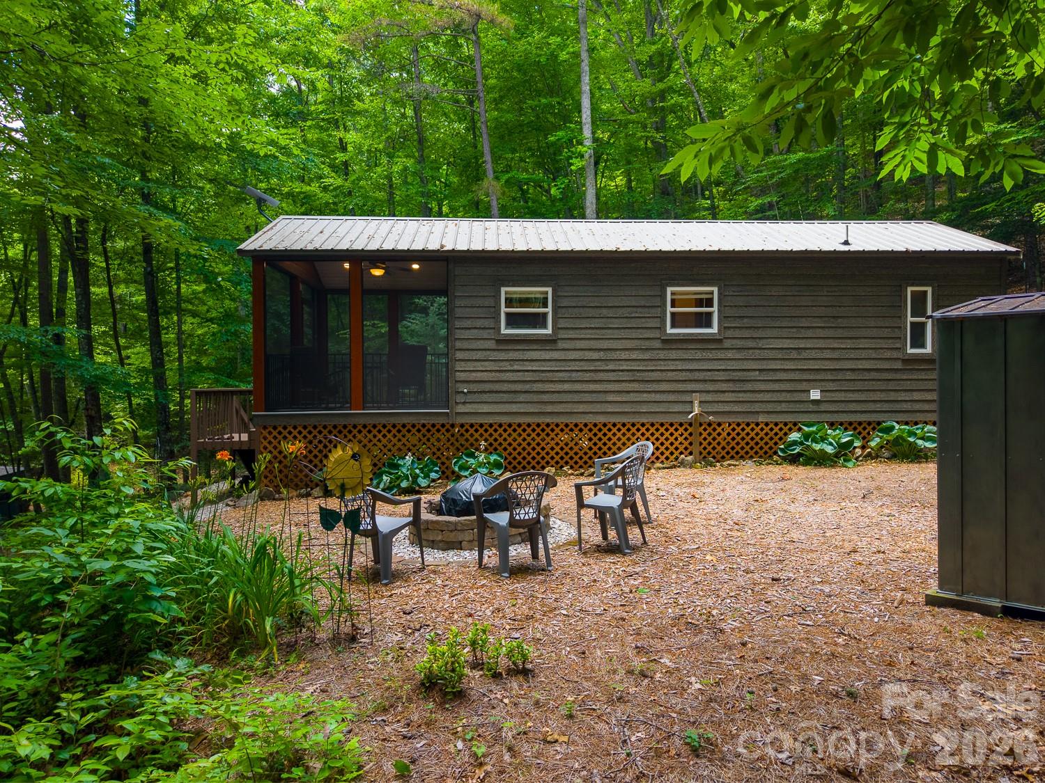 243 Jonquil Wds Road Franklin, NC 28734 - Photo 27 of 48