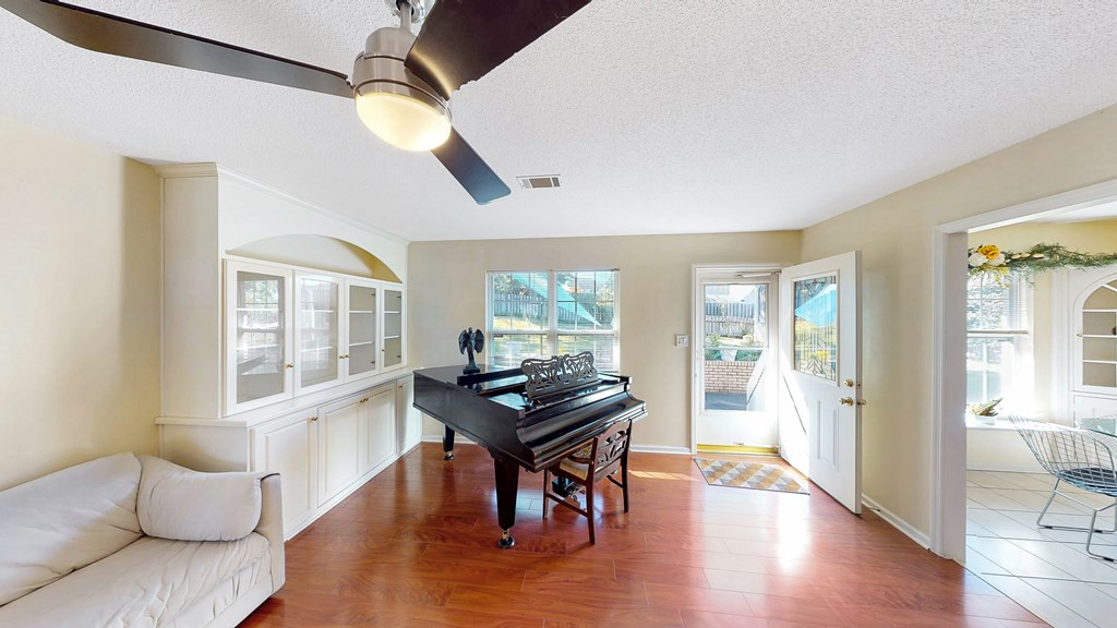 503 Ridgecliff Court North Augusta, SC 29841 - Photo 7 of 17 Gallery Image 7
