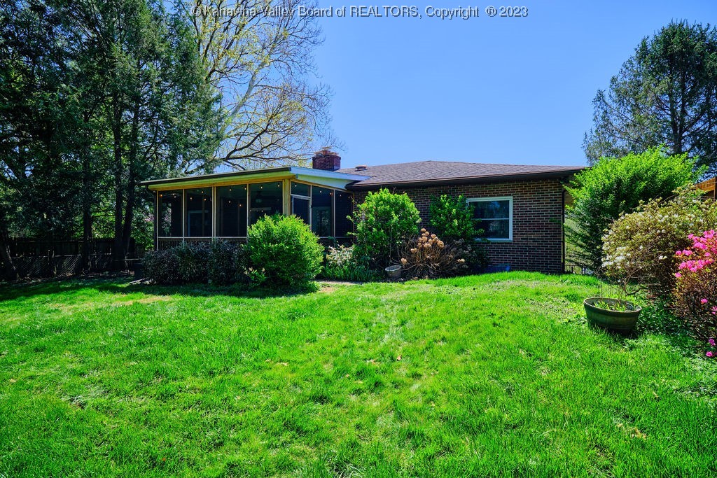 1517 Autumn Road Charleston, WV 25314 - Photo 38 of 41 Gallery Image 38
