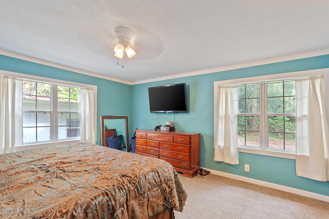 1004 Colley Road Starke, FL 32091 - Photo 11 of 34 Lots of Windows-Natural Lighting