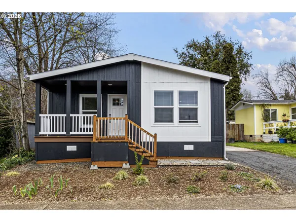 $159,000 | 631 East Ellendale Avenue, Unit 206, Dallas, OR 97338