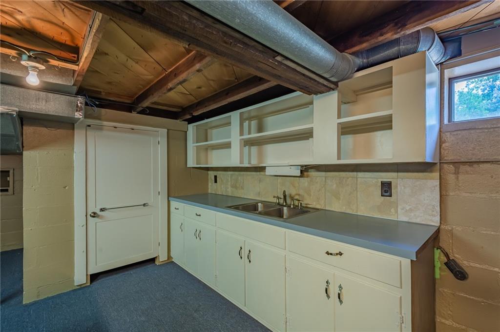 1268 Darlington Road Ligonier, PA 15658 - Photo 14 of 22 Lower level features kitchenette