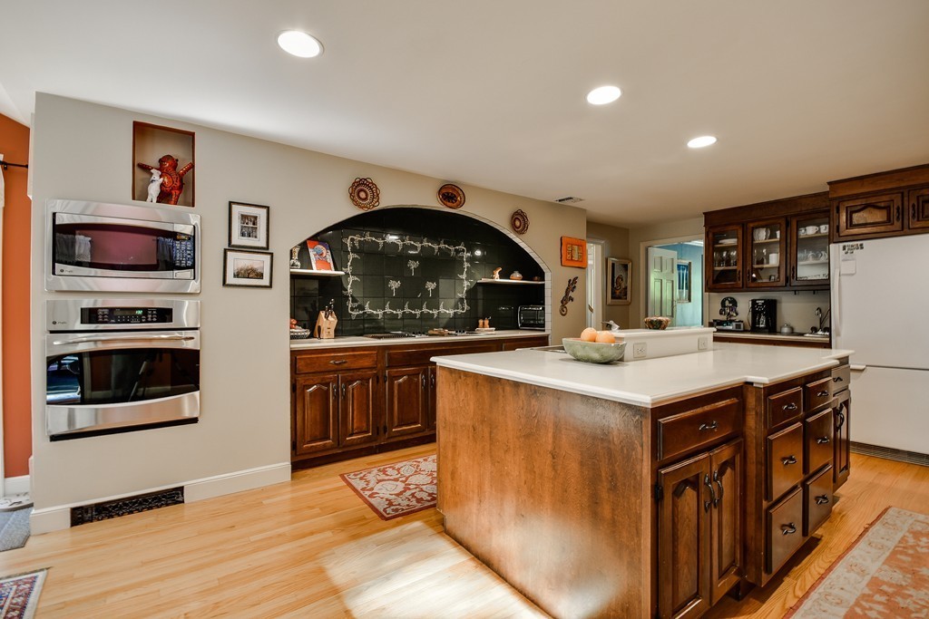11 Middle Road Sudbury, MA 01776 - Photo 12 of 28