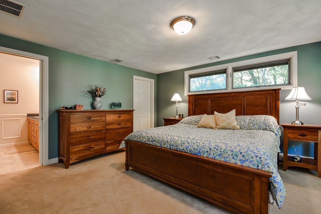 11 Middle Road Sudbury, MA 01776 - Photo 16 of 28