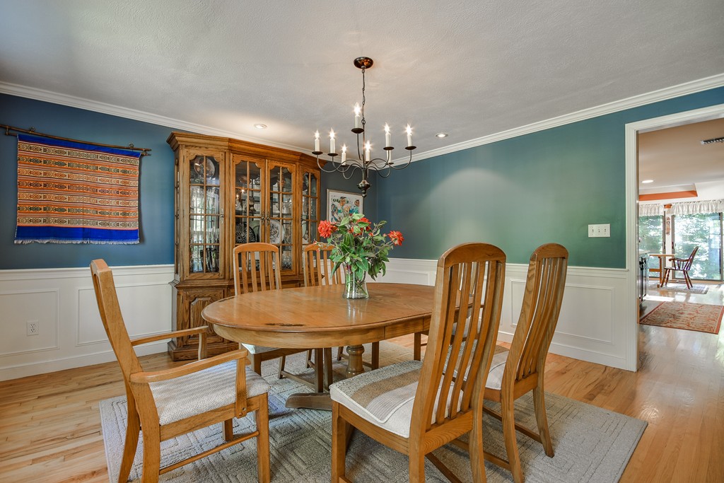 11 Middle Road Sudbury, MA 01776 - Photo 7 of 28