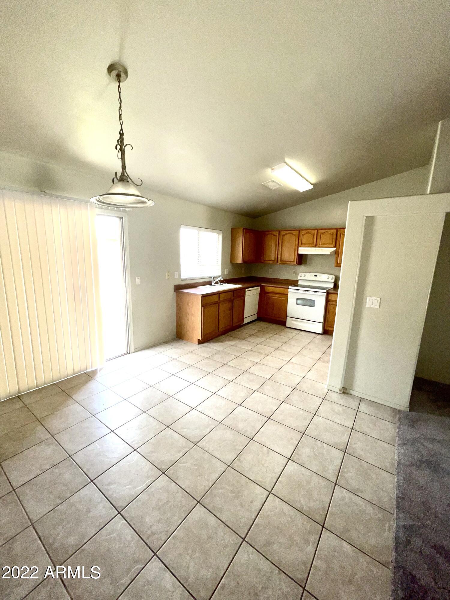 5202 West Pecan Road Laveen, AZ 85339 - Photo 3 of 11 413A3BC0-3DE5-4C13-ABAC-13E5C04C2E46