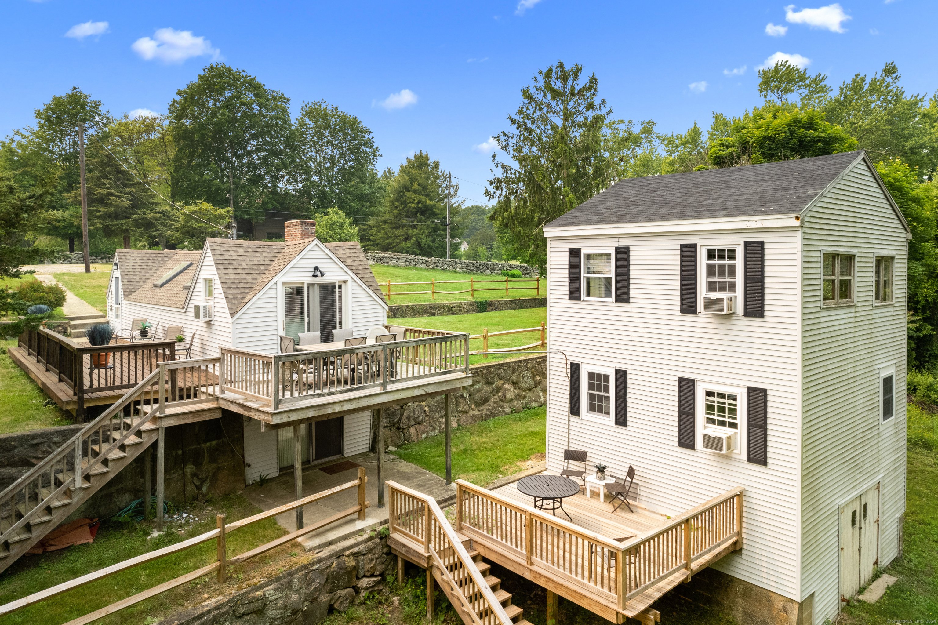 66 Collins Road Stonington, CT 06378 - Photo 4 of 32