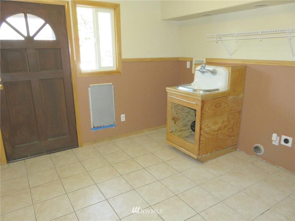 10404 185th Avenue Southwest Rochester, WA 98579 - Photo 19 of 25