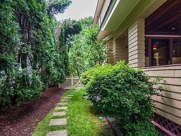 9 Symmes Road Winchester, MA 01890 - Photo 29 of 30 Gallery Image 29