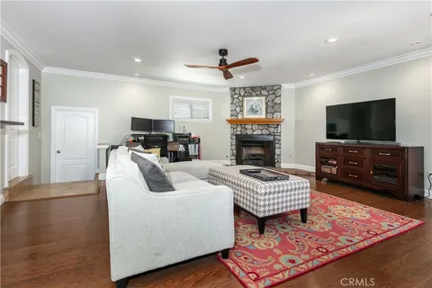 $1,068,000 | 1151 East Mountain View Avenue, Glendora, CA 91741