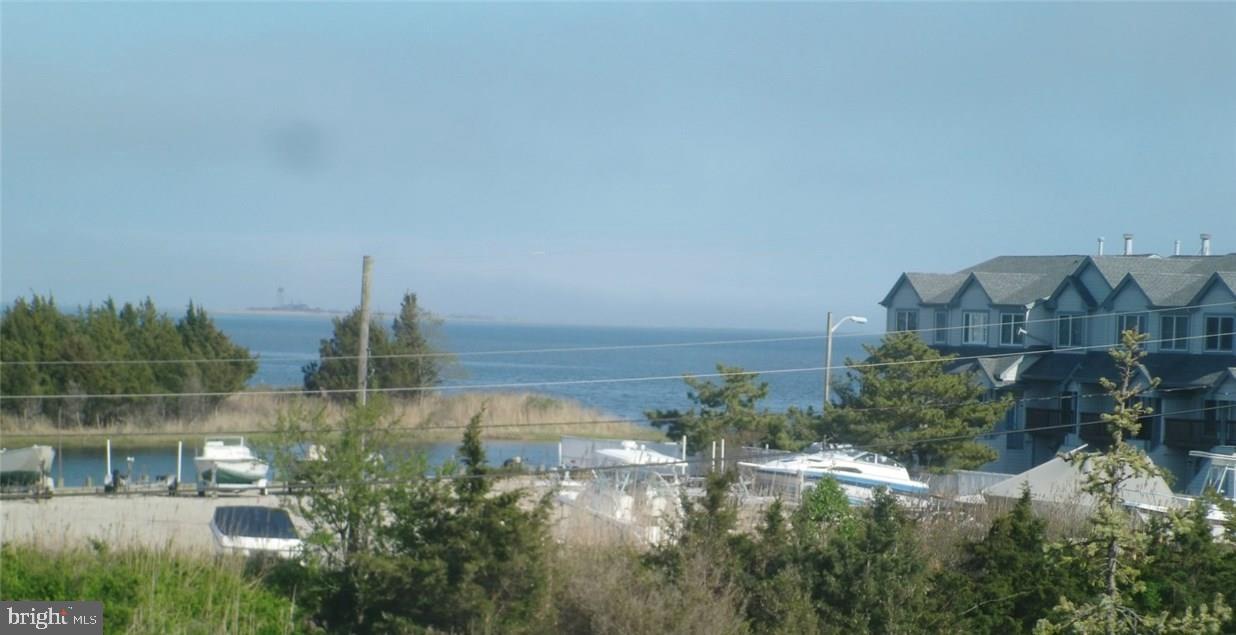 6 West Mariners Point Tuckerton, NJ 08087 - Photo 2 of 15 Gallery Image 2