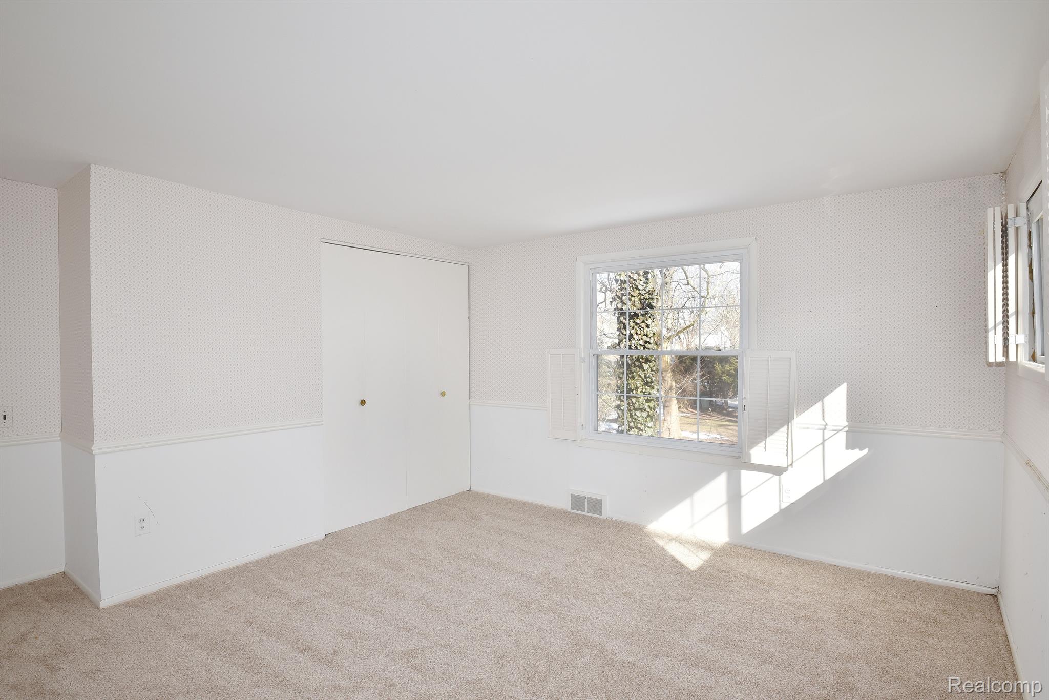 20232 Old Coach Road Franklin, MI 48025 - Photo 19 of 28 Bedroom #2