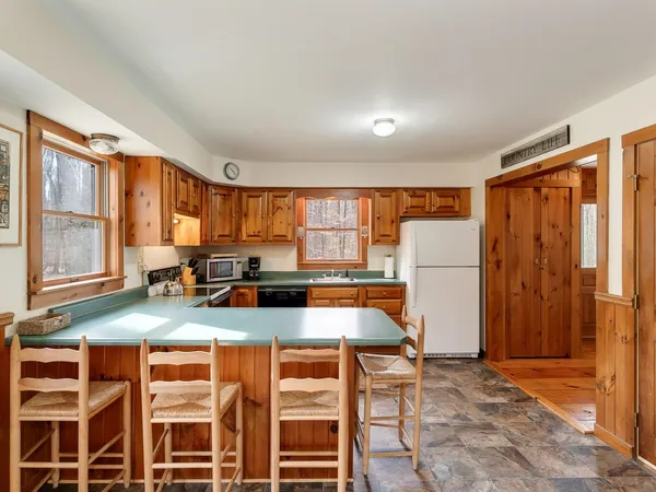 $775,000 | 109 Isthmus Drive, Leicester, VT 05733