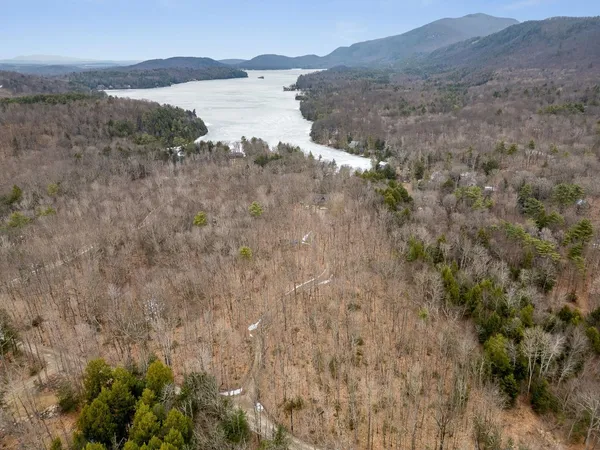 $775,000 | 109 Isthmus Drive, Leicester, VT 05733