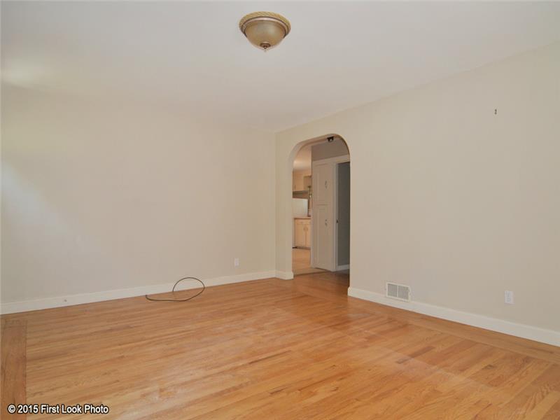 366 Trimtown Road Scituate, RI 02857 - Photo 11 of 25 Living Room.