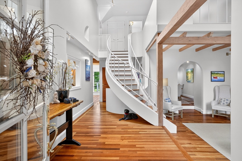 193 Quanset Road Orleans, MA 02653 - Photo 8 of 42 Gallery Image 8