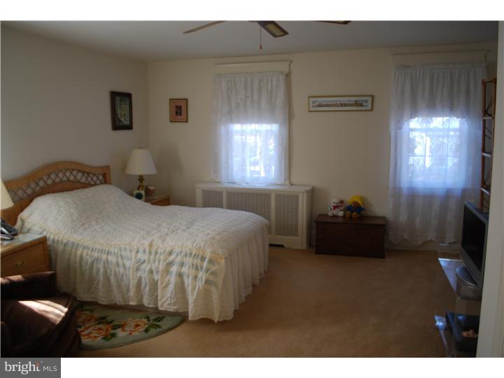51 Wellington Road Ardmore, PA 19003 - Photo 10 of 14