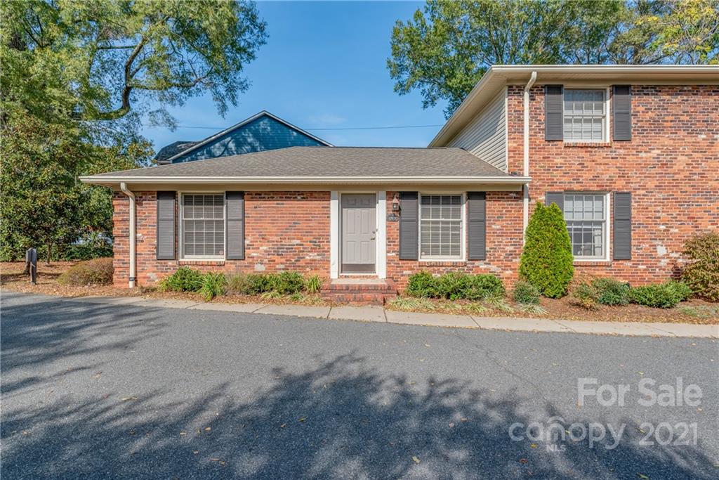 4317 Walker Road, Unit A Charlotte, NC 28211 - Photo 1 of 20 Gallery Image 1