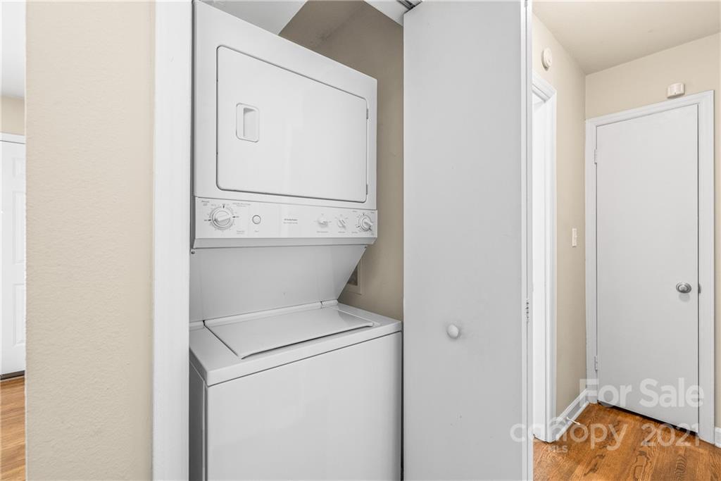 4317 Walker Road, Unit A Charlotte, NC 28211 - Photo 14 of 20 Gallery Image 14