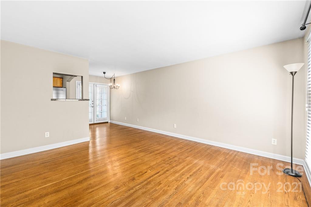 4317 Walker Road, Unit A Charlotte, NC 28211 - Photo 6 of 20 Gallery Image 6