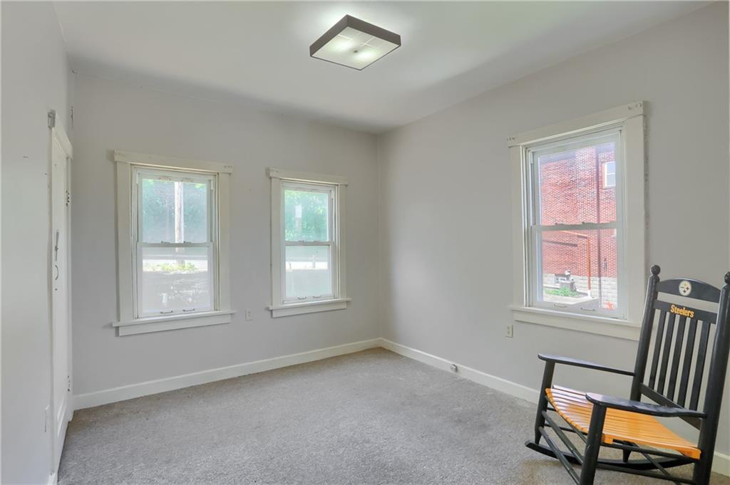 1550 Glenn Way McKees Rocks, PA 15136 - Photo 27 of 30