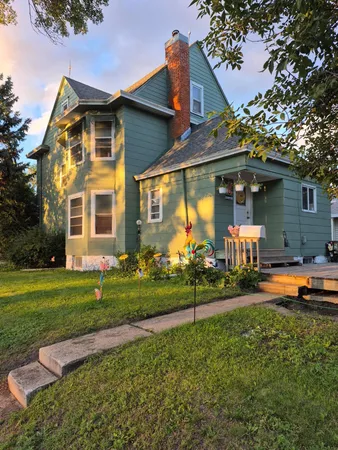 $95,000 | 102 3rd Street Southeast, Pipestone, MN 56164