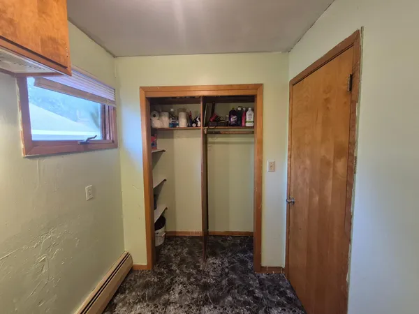 $95,000 | 102 3rd Street Southeast, Pipestone, MN 56164