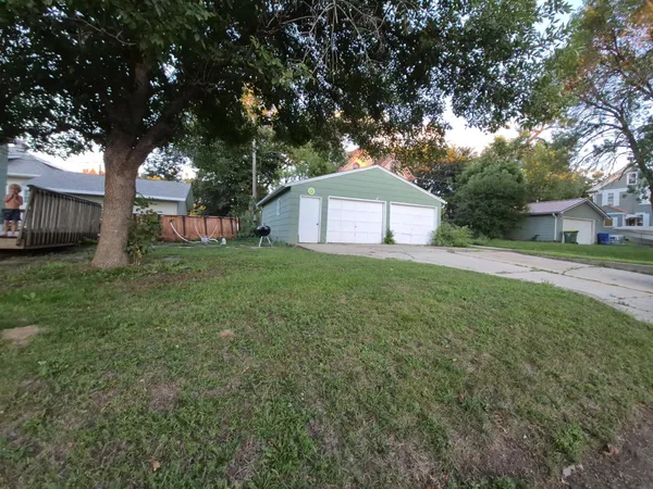 $95,000 | 102 3rd Street Southeast, Pipestone, MN 56164